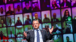 CHP Genel Başkanı Özel, İstanbul’daki Dijital Gençlik Buluşması’nda…