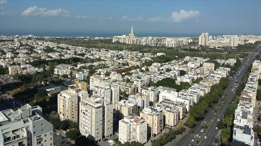 tel-aviv-de-patlama-sesleri